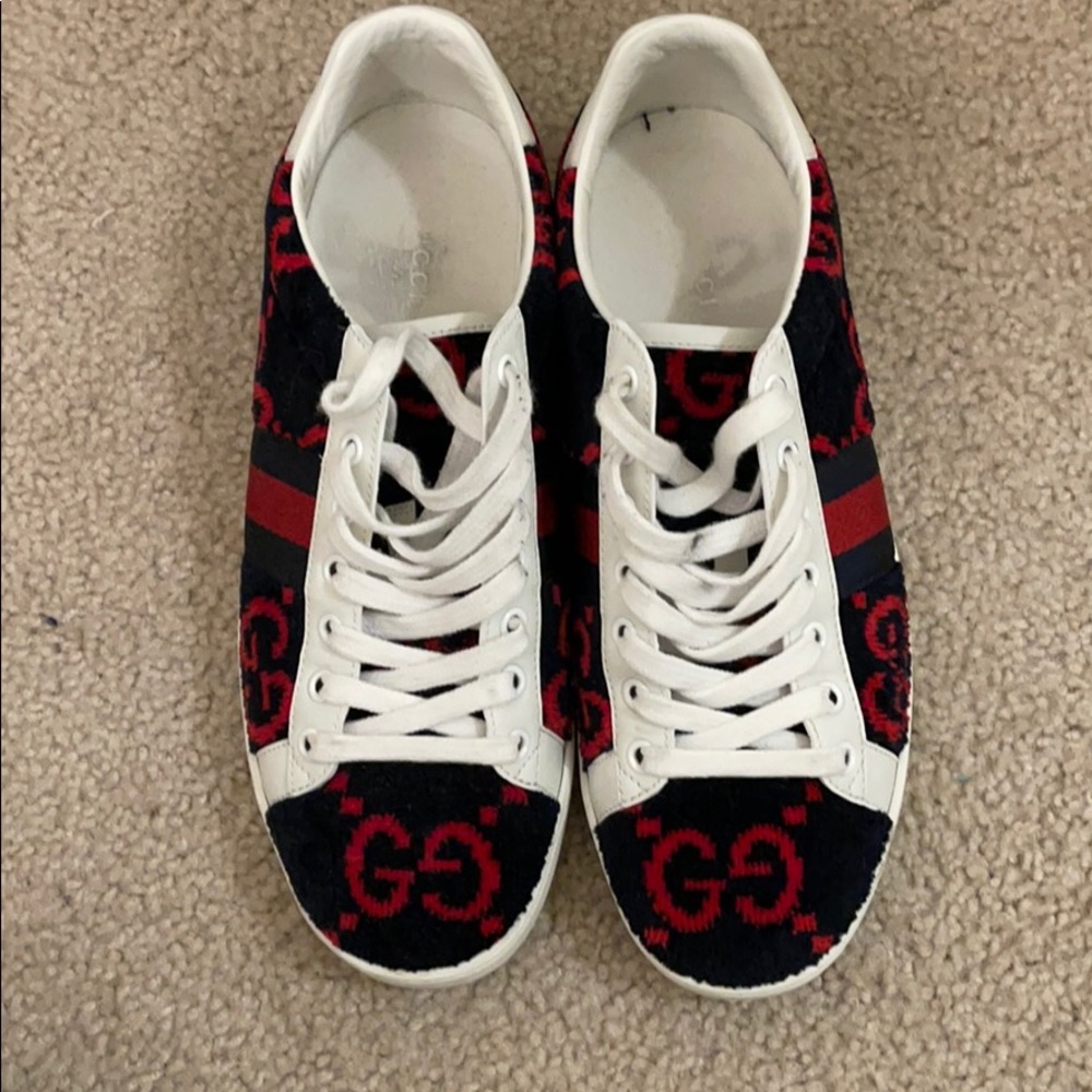 Gucci fuzzy sneakers